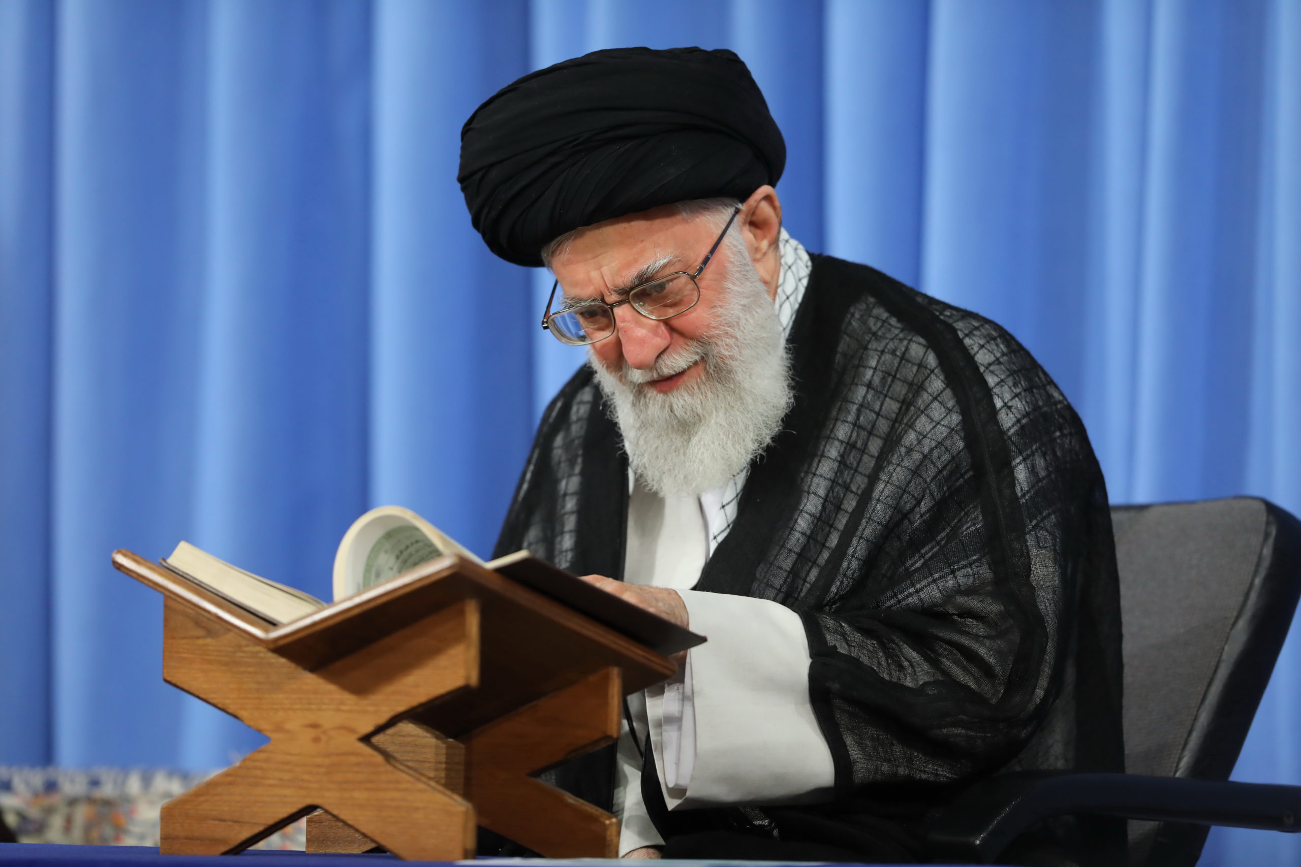 “Толкование аятов Корана 5” – Аятолла Хаменеи