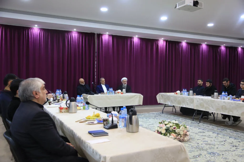 Проведение специального учебного курса для маддахов Ахль аль-Бейт (а) в МИЦ